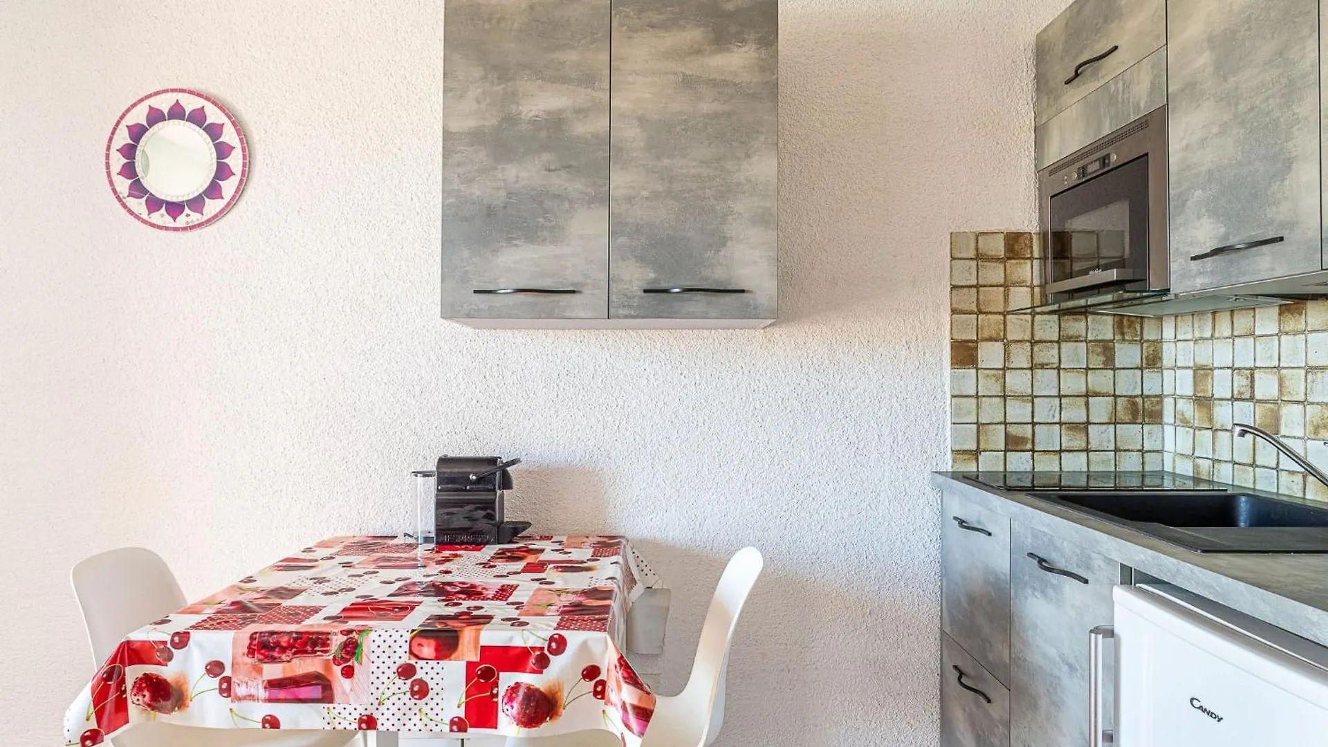 Appartamento Studio L'Alicastre-6 By Interhome Le Lavandou Francia