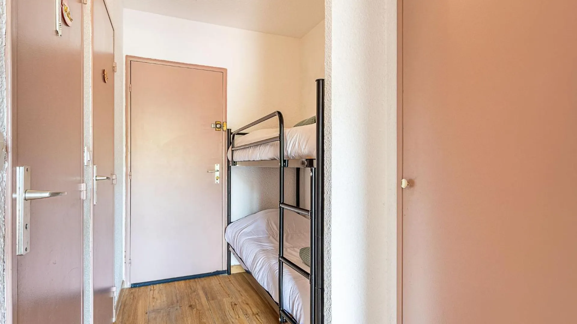 Apartment Studio L'Alicastre-6 By Interhome Le Lavandou France